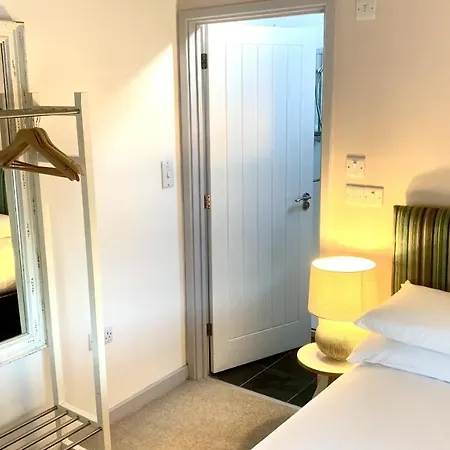 Cape Cornwall Club Oda ve Kahvaltı 3*