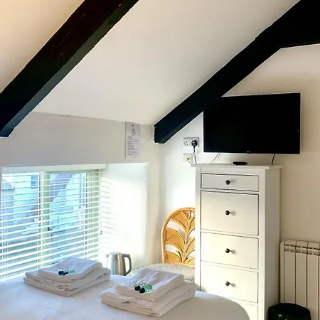 Cape Cornwall Club 3*